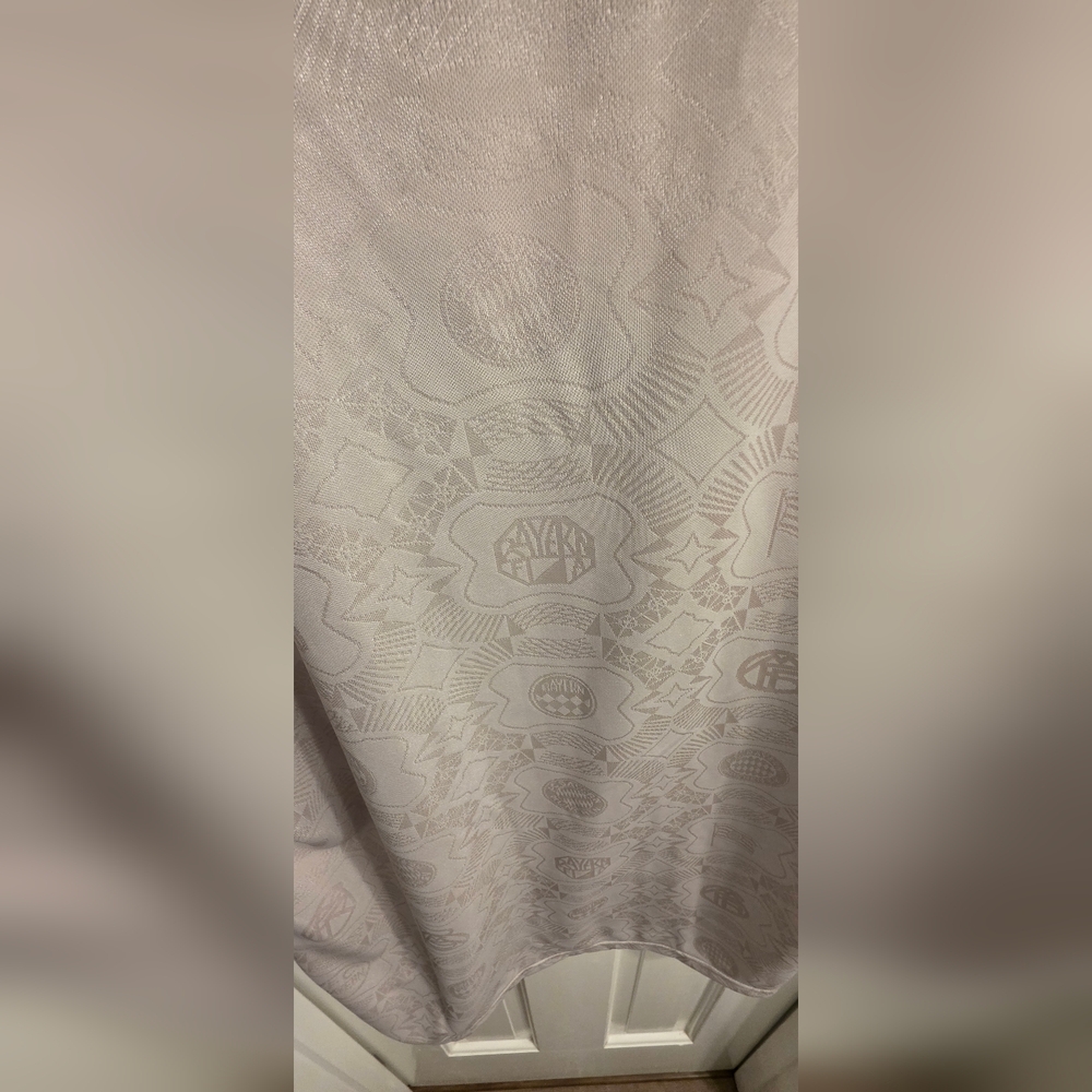 NEW Authentic Adidas FC Bayern Munich Oktoberfest Jersey - Picture 4 of 5